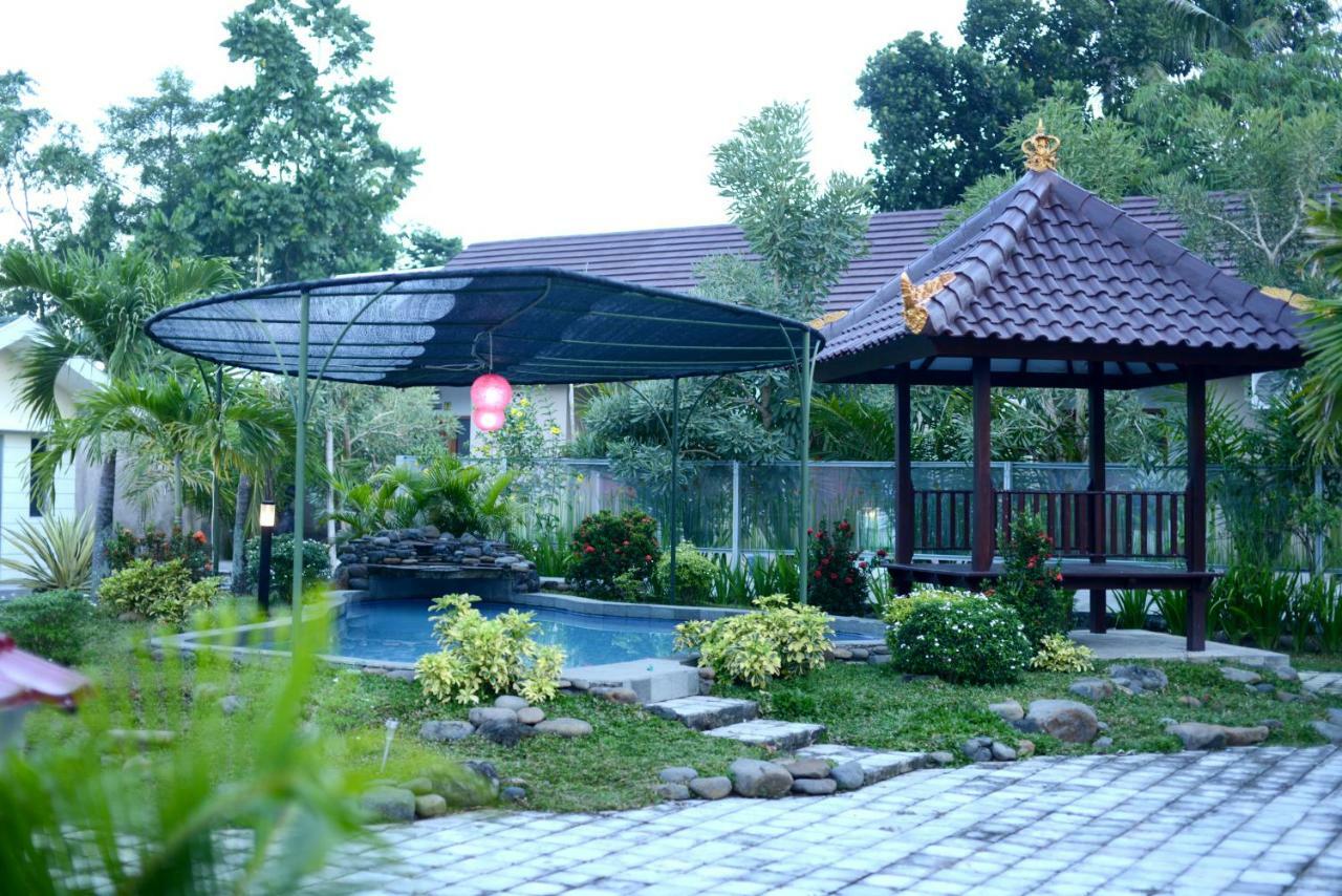 Reddoorz Syariah Plus Near Banyuwangi Airport Banyuwangi (East Java) Exterior foto