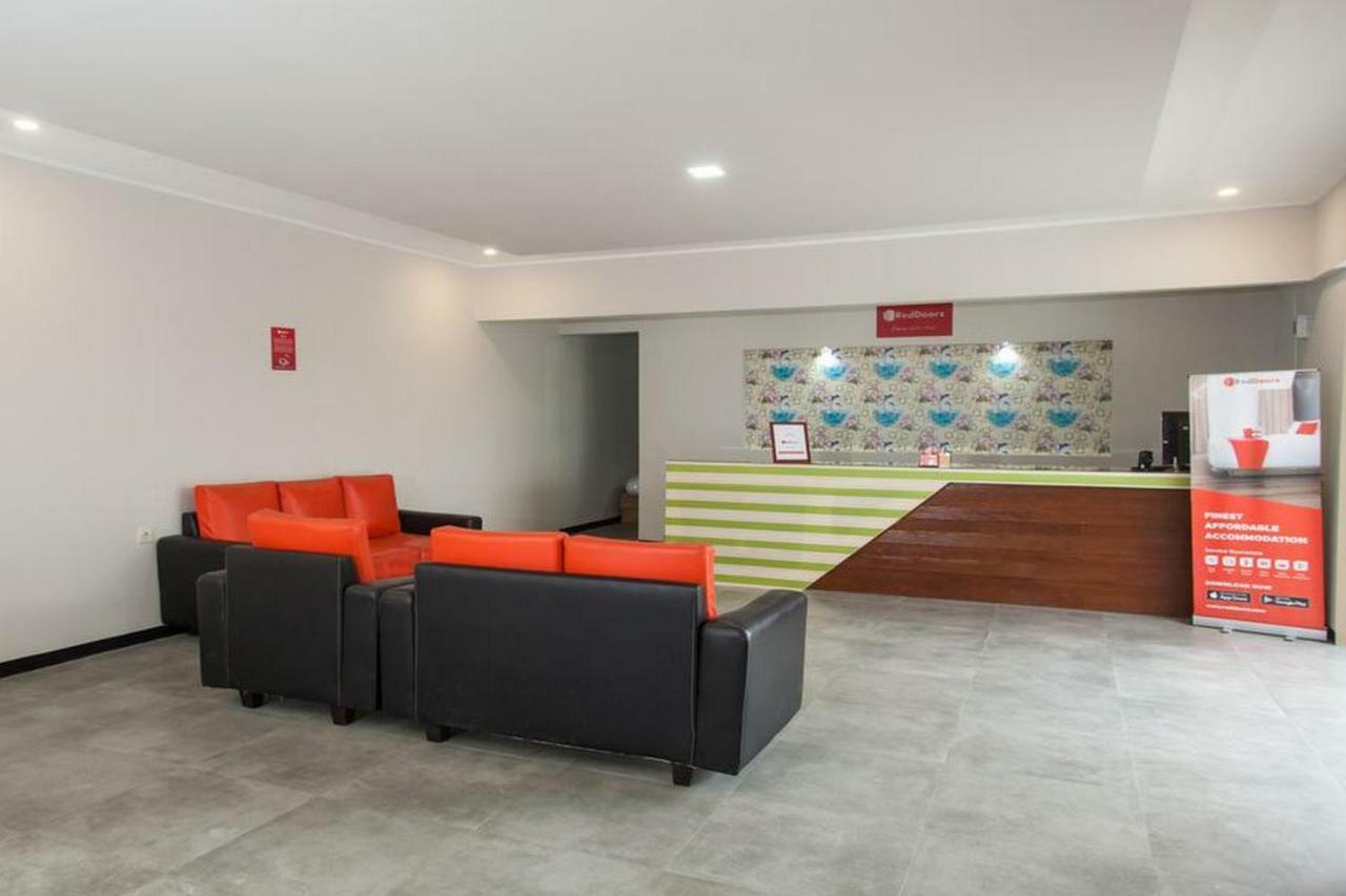 Reddoorz Syariah Plus Near Banyuwangi Airport Banyuwangi (East Java) Exterior foto